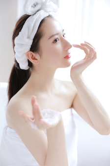 卿本佳人在线观看